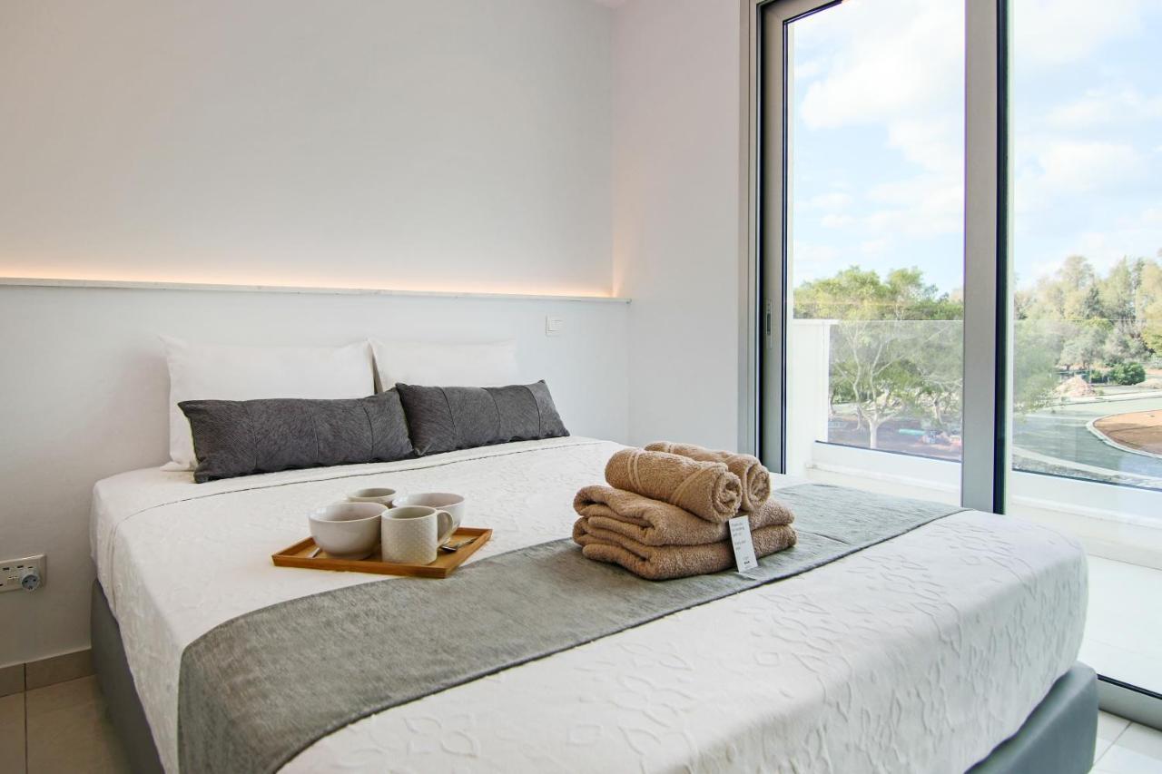 Appartamento Phaedrus Living - Seaside Executive Flat Harbour 101 Paphos Esterno foto