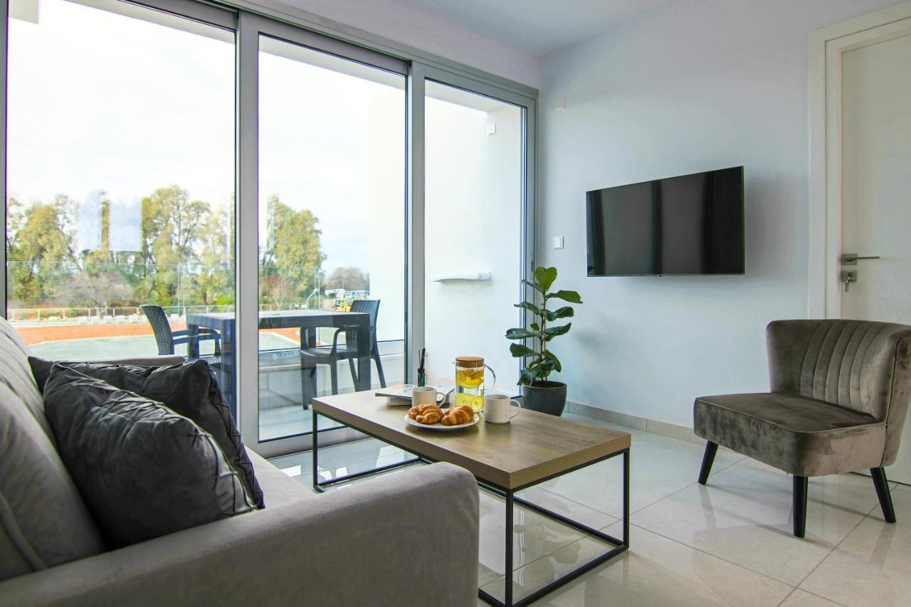 Appartamento Phaedrus Living - Seaside Executive Flat Harbour 101 Paphos Esterno foto